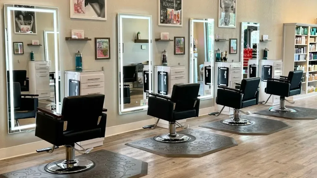 Color Splash Hair Studio — Hair salon in Chesapeake